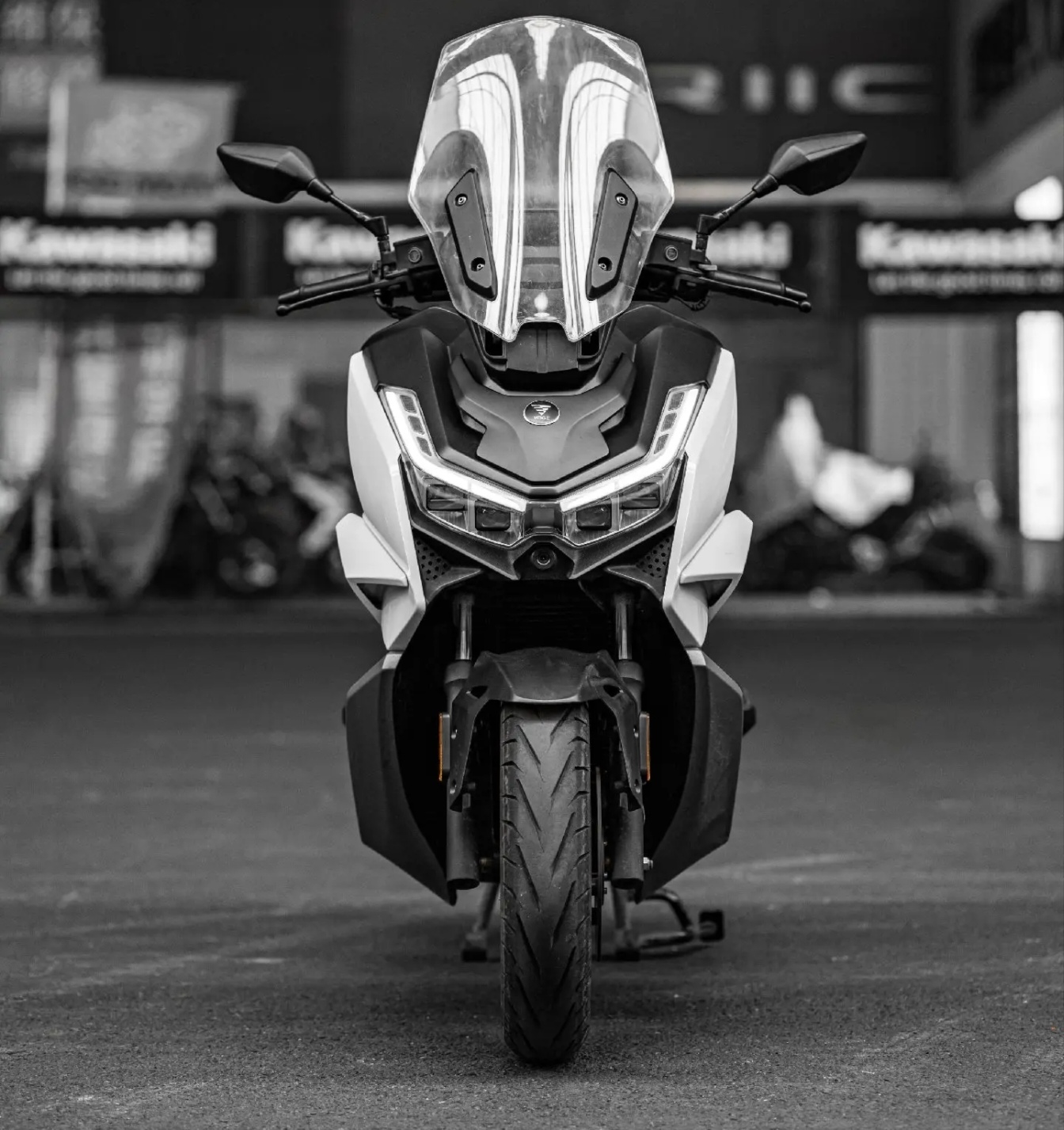 无极sr250gt摩托车:超值性价比与卓越配置的完美结合!仅需1.6w