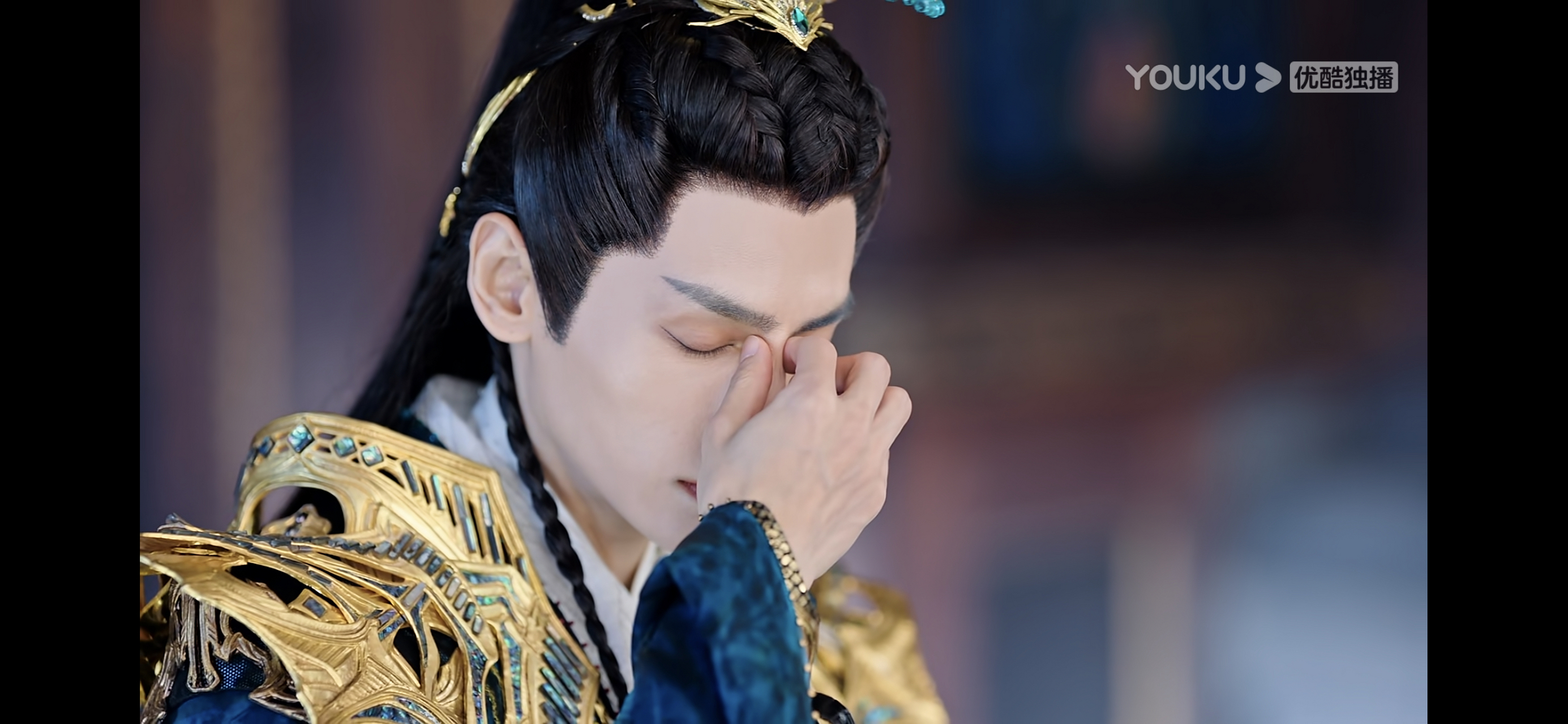 澹台烬,你这现学现卖的能力有点强啊 #长月烬明# #电视剧长月烬明