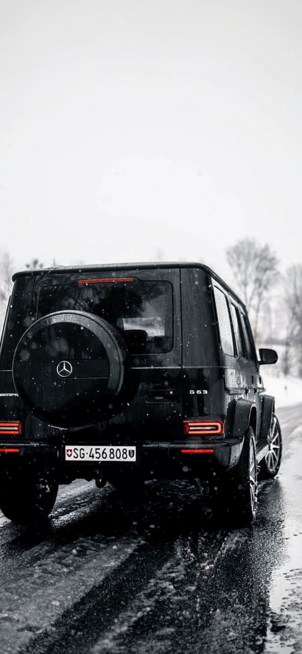 0t双涡轮增压发动机,奔驰g63采用5.5t双涡轮发动机.