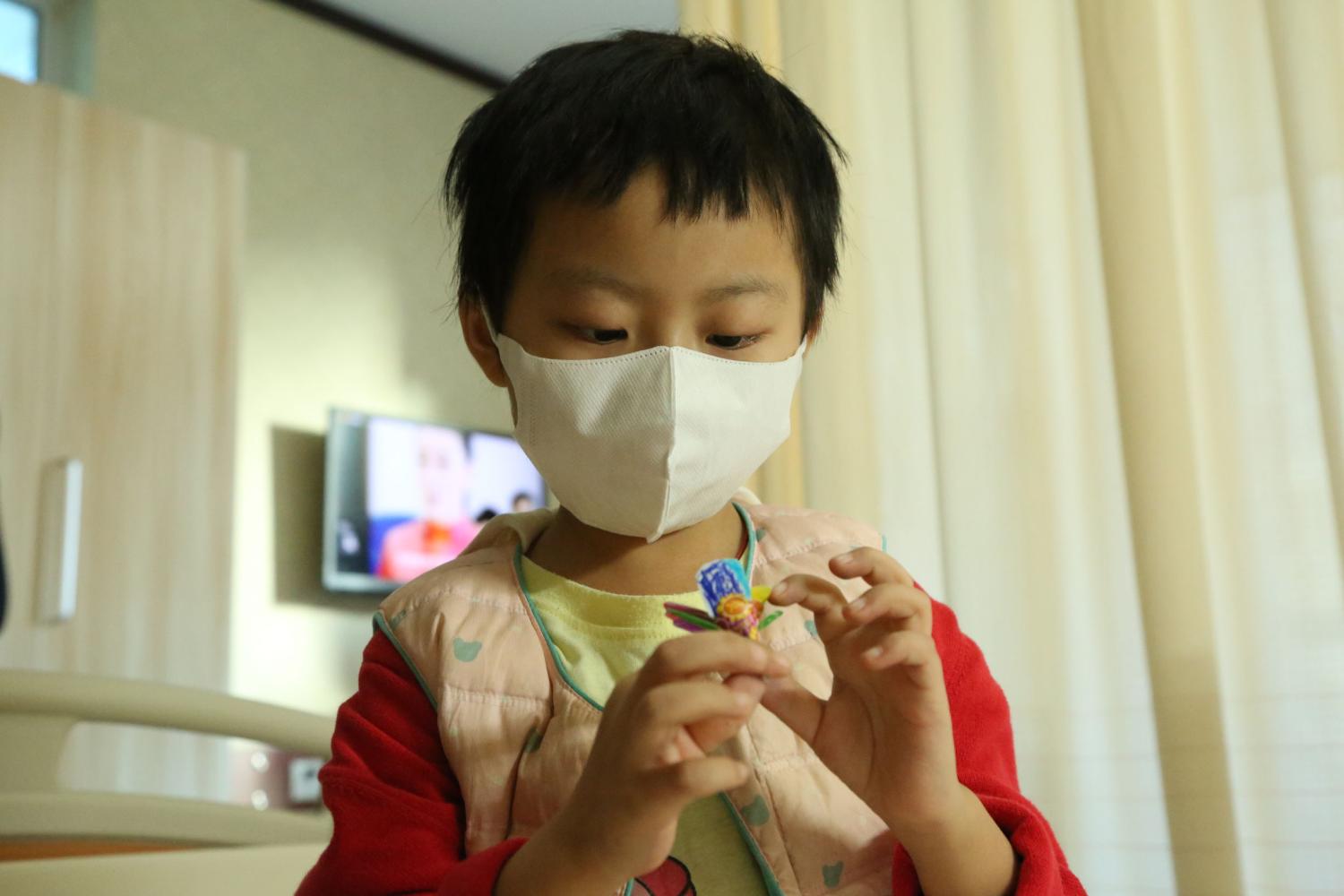 为何越来越多孩子患白血病?家长注意:若有8个症状,需及时排查