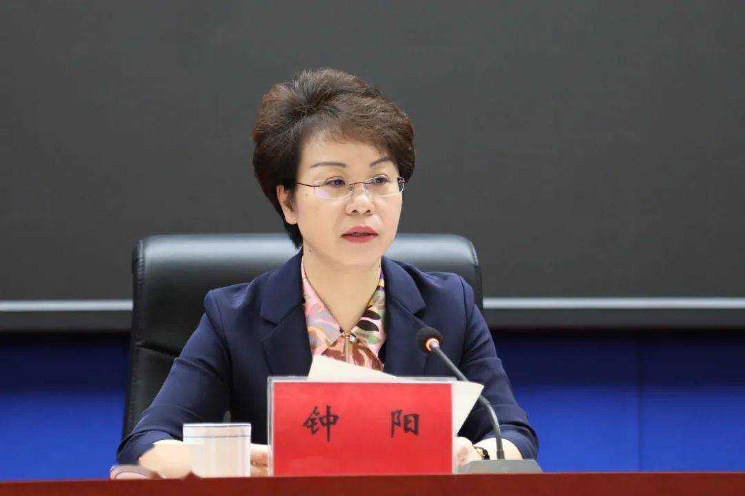 贵州"70后"美女州长被查,反腐永远在路上