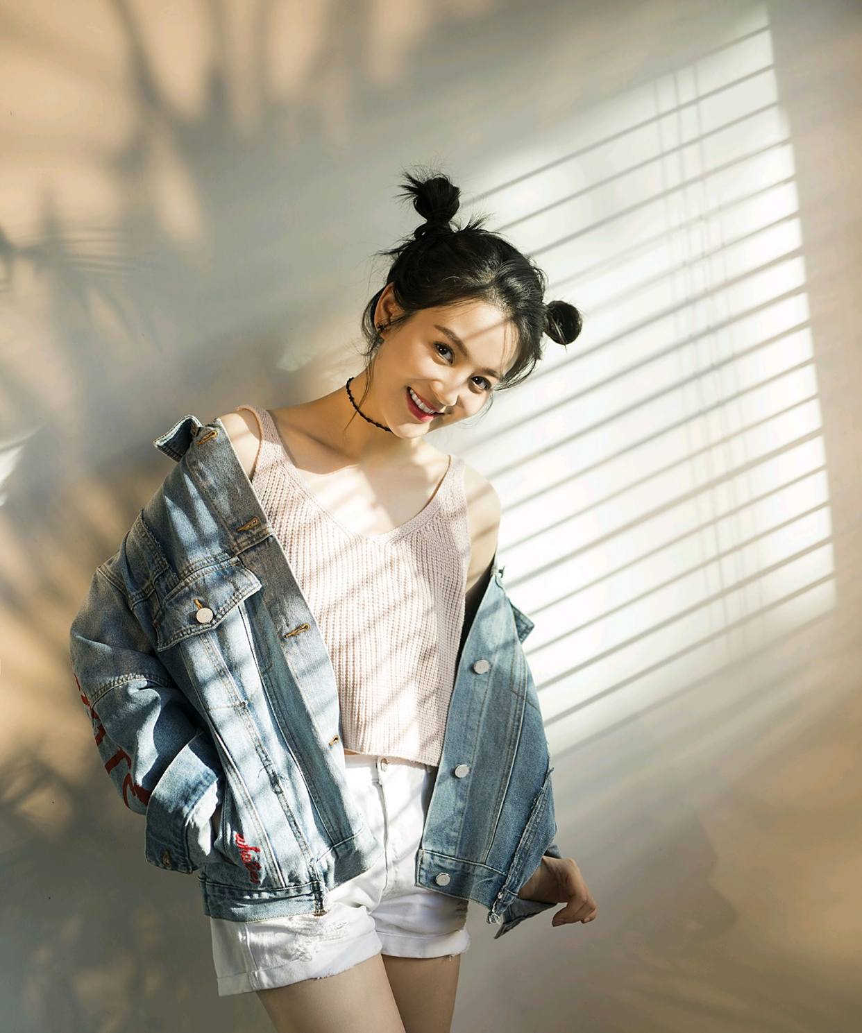 "美少女"曾一萱:美丽大方,楚楚动人