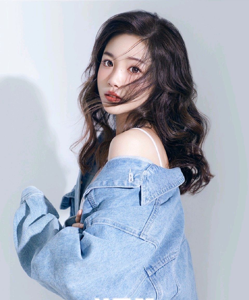 青春女孩|软软糯糯的纯欲风写真