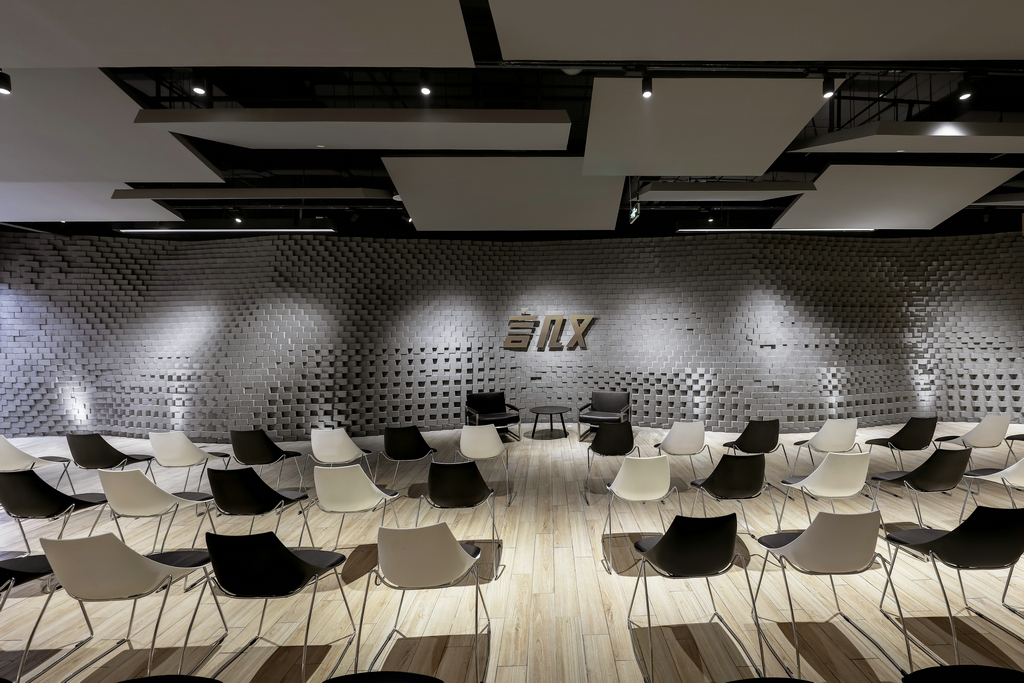 广州·言几又K11黑金旗舰店 峻佳设计