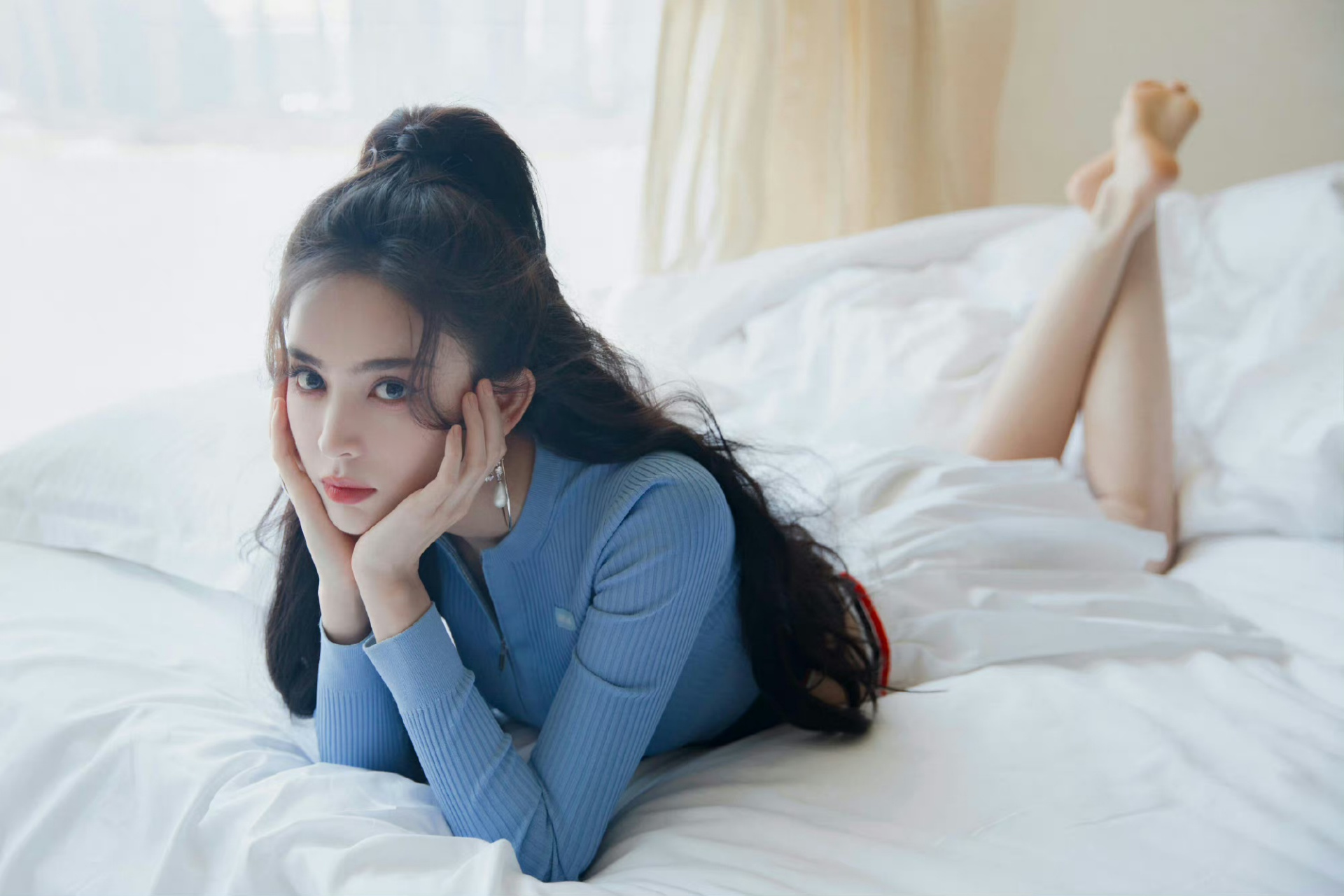娜扎 粉嫩玉足合集