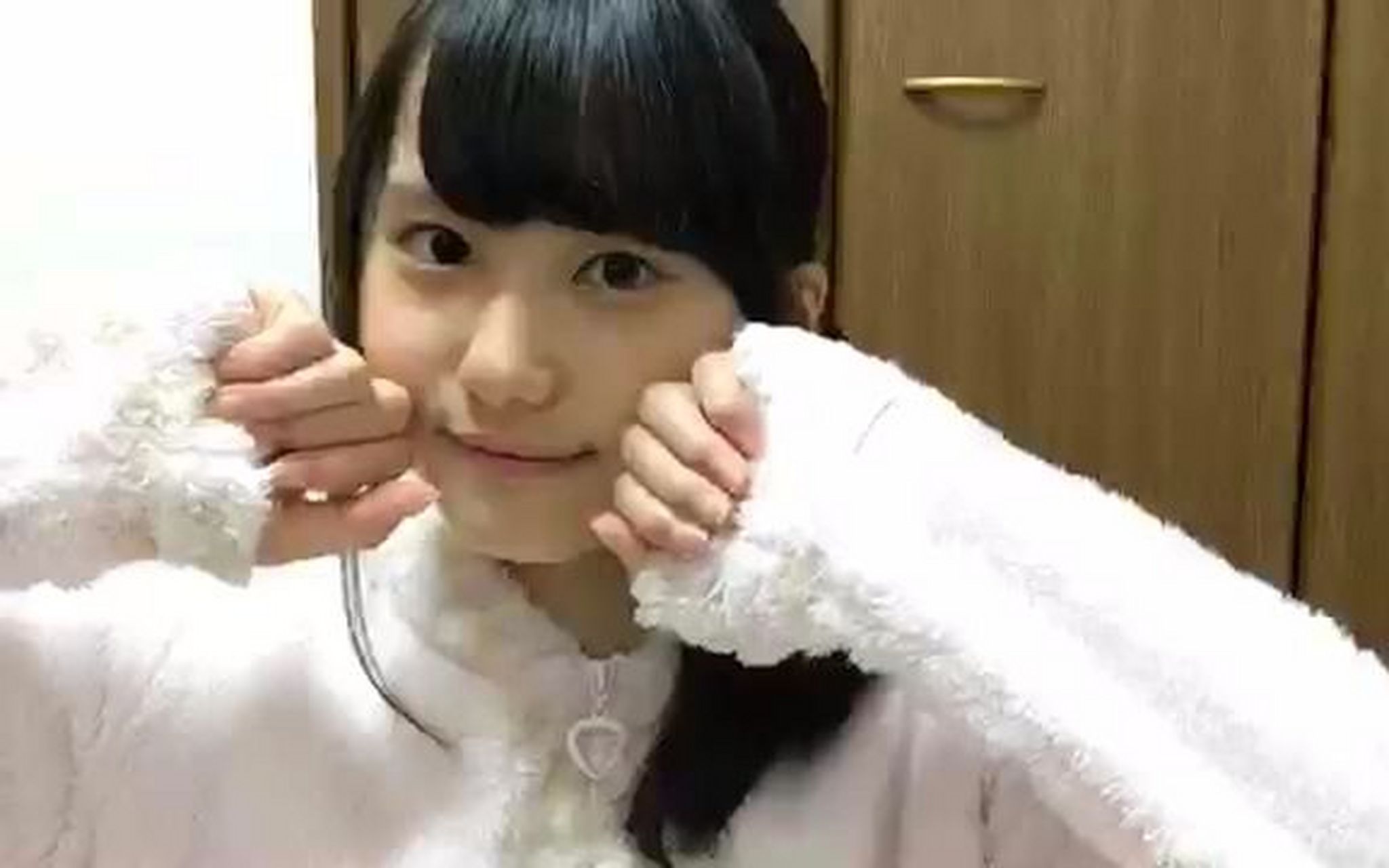 梅田彩佳,1989年1月3日出生于福冈县北九州市,日本歌手,演员,模特.