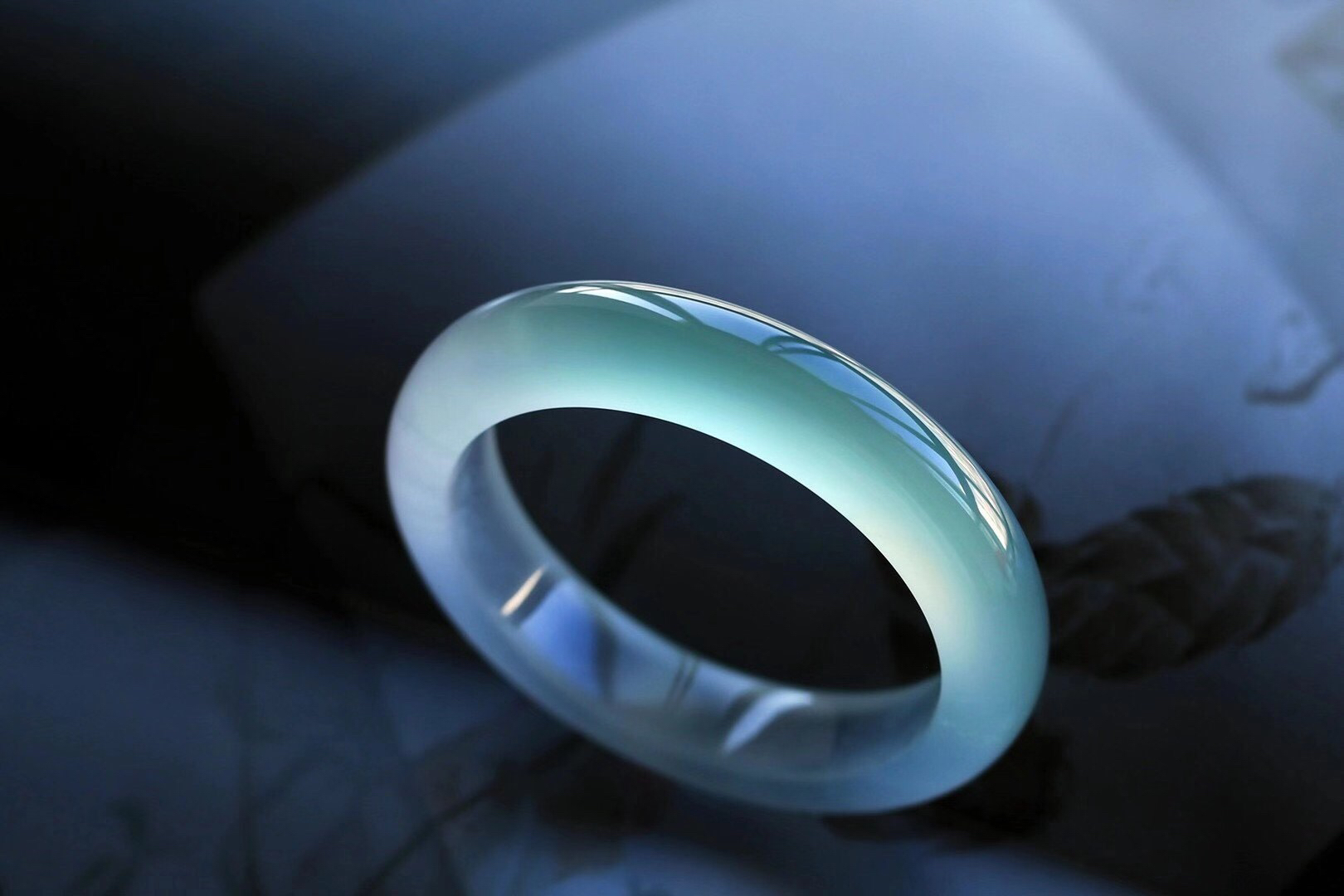 玻璃种天空蓝手镯