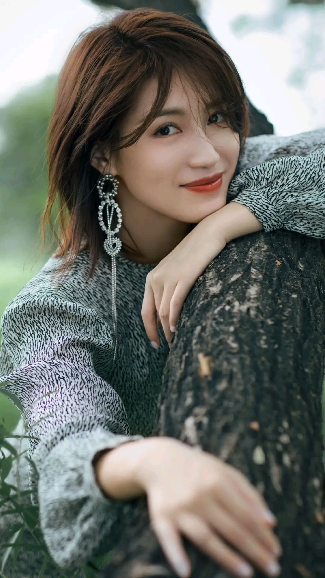 苏青精美壁纸:清新脱俗,甜美温馨!