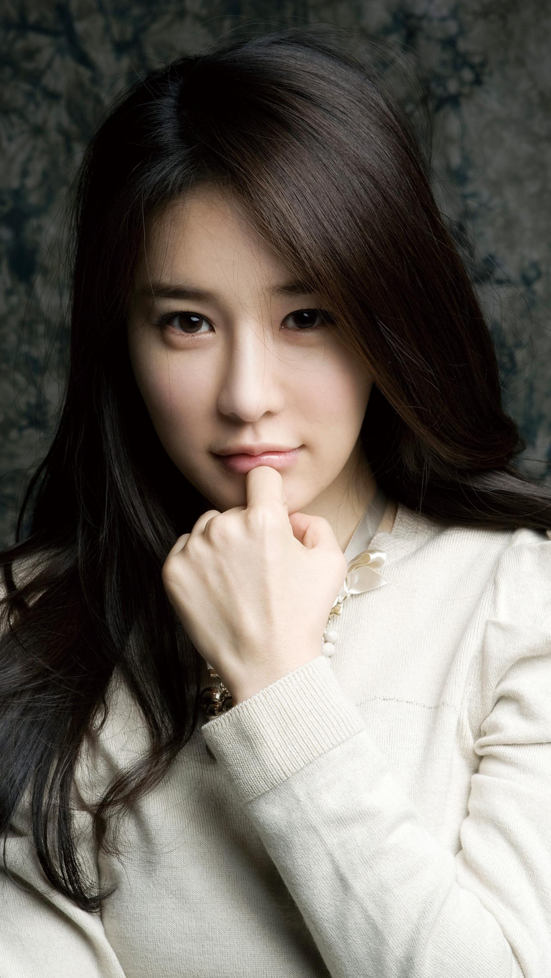 刘仁娜时尚唯美写真照,气质优雅,清新甜美