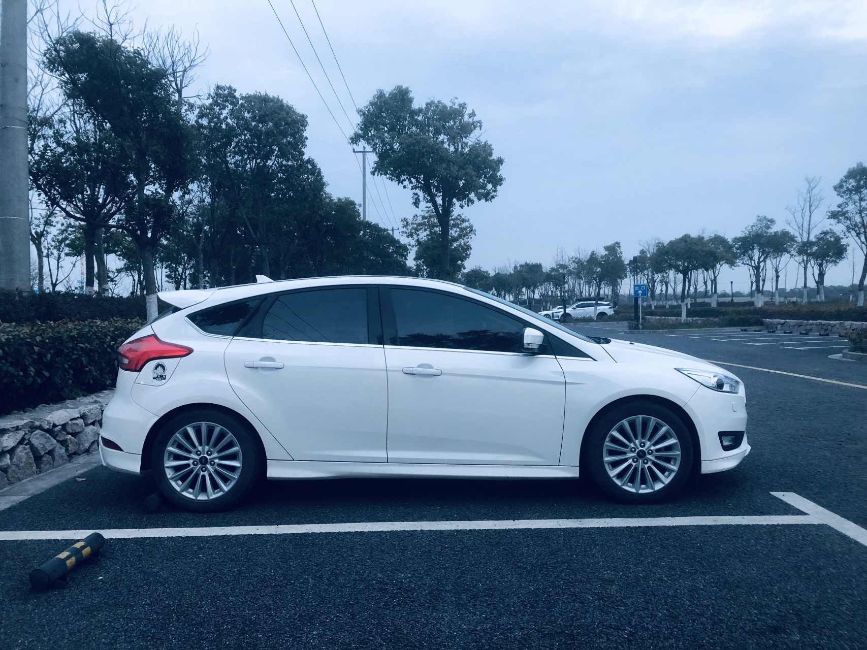 18款运动福克斯两厢颜值在线