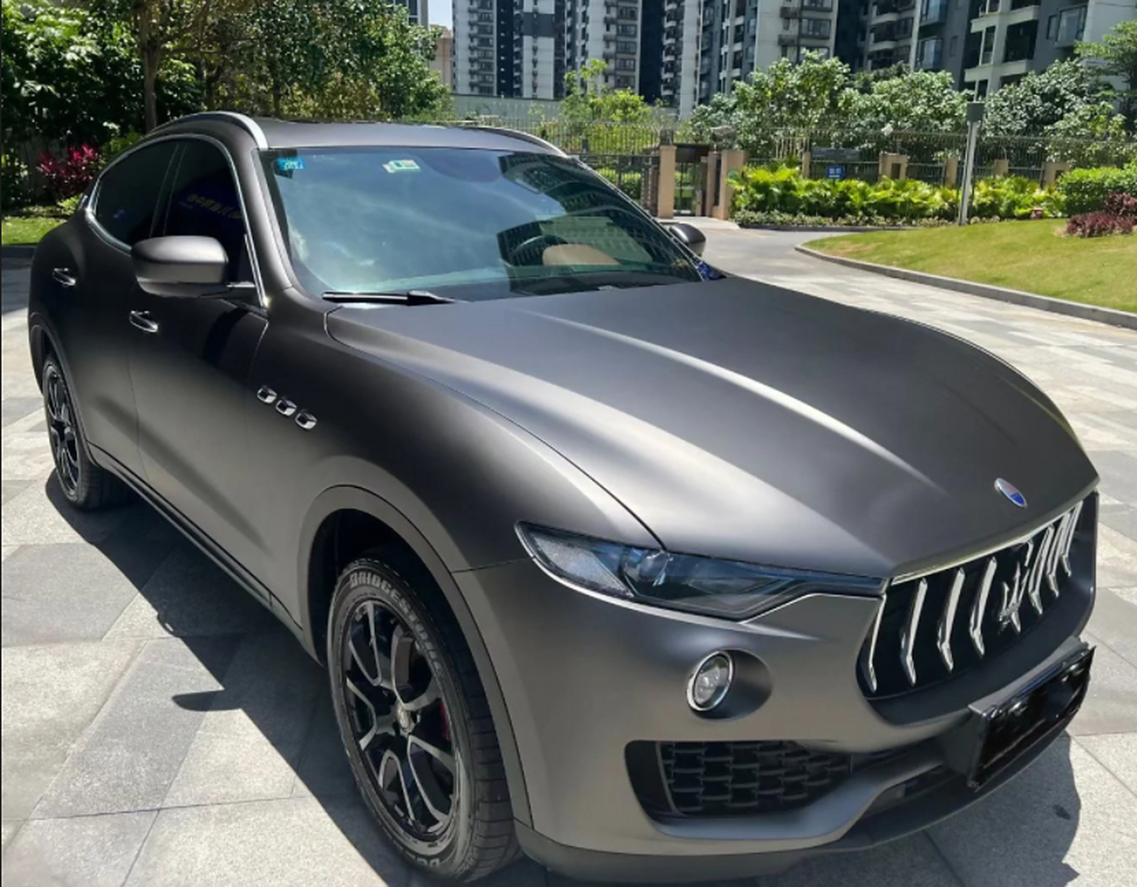 这个颜色相当炸裂[大笑][大笑][大笑] 汉思孚电光碳灰色车漆改色膜#汉