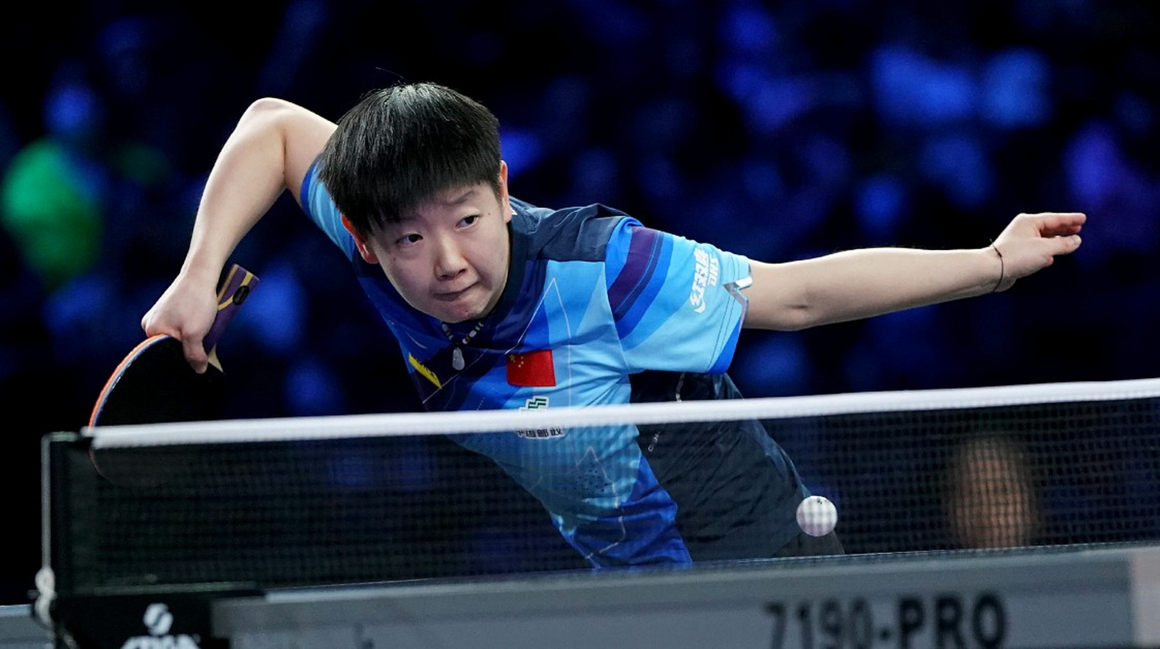 孙颖莎3-0王艺迪 2023年12月22日,中国乒乓球俱乐部超级联赛女团半