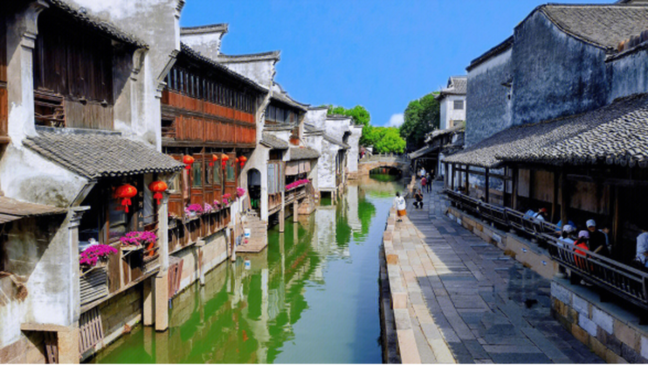 摘要:  乌镇南栅是未开发的古街,无需门票,有本地人开店和生活,更有原