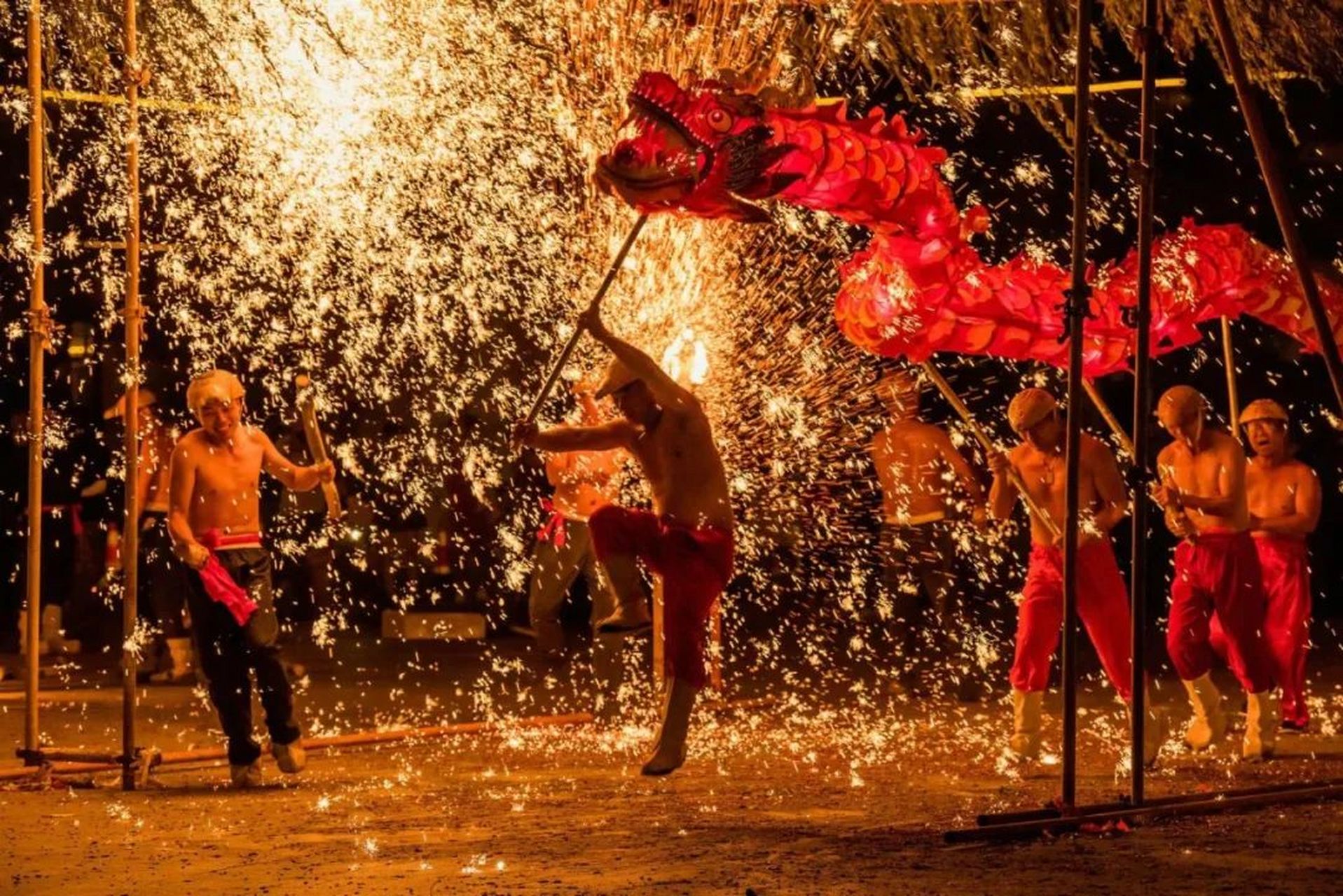 确山打铁花图片