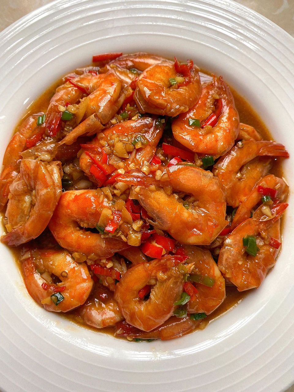 好吃哭了江西菜我的神 做法—— 基围虾去虾线开背好入味,油热下虾煸