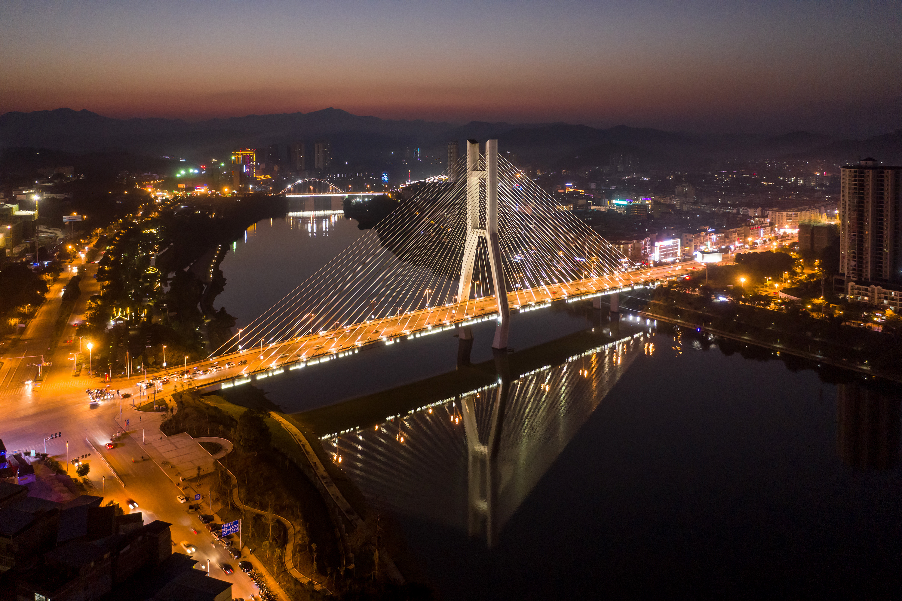 2023年1-9月百色各县区gdp表现,右江总量领先,田阳增速出色