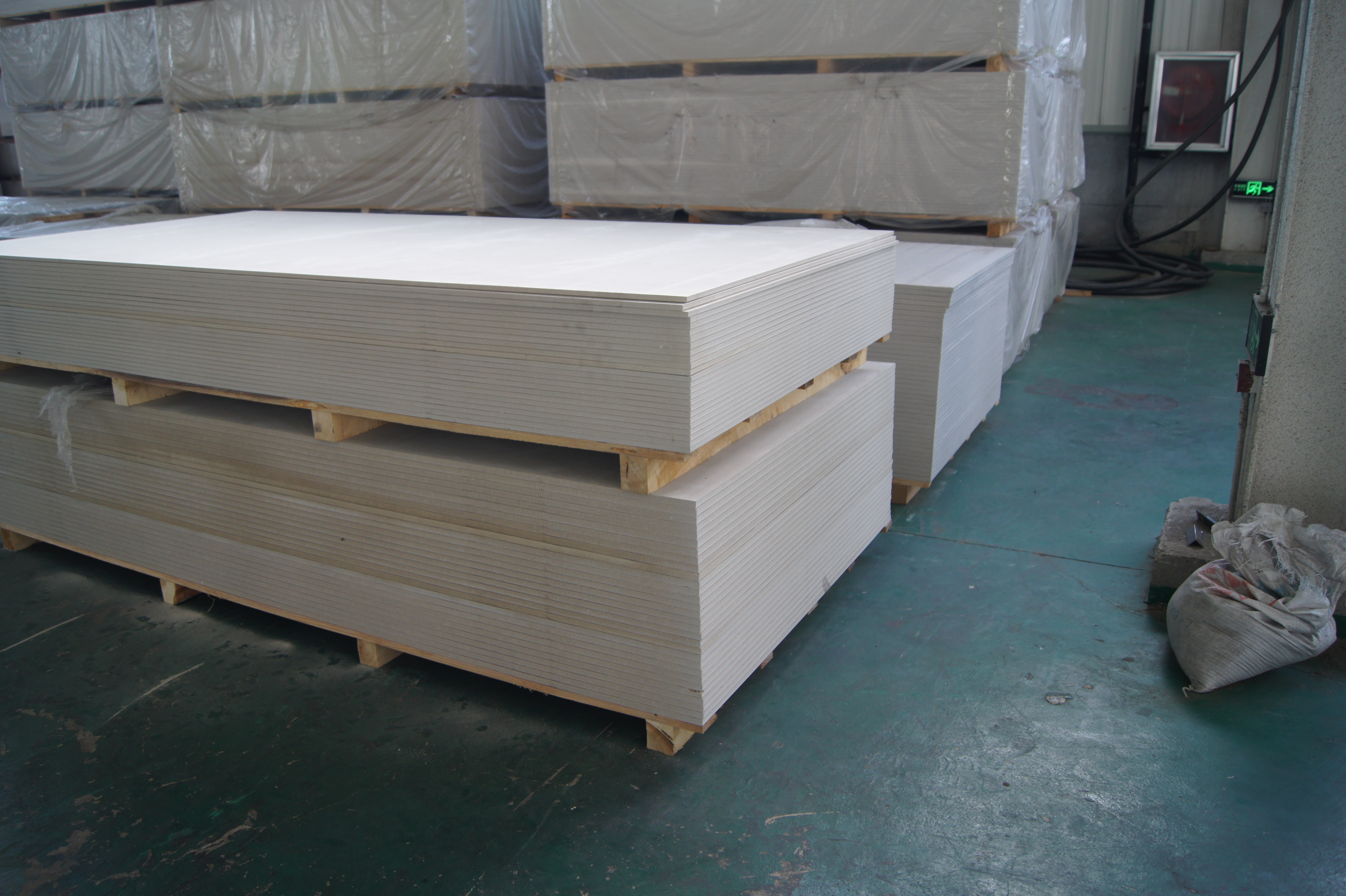 防辐射硫酸钡板施工工艺详细步骤