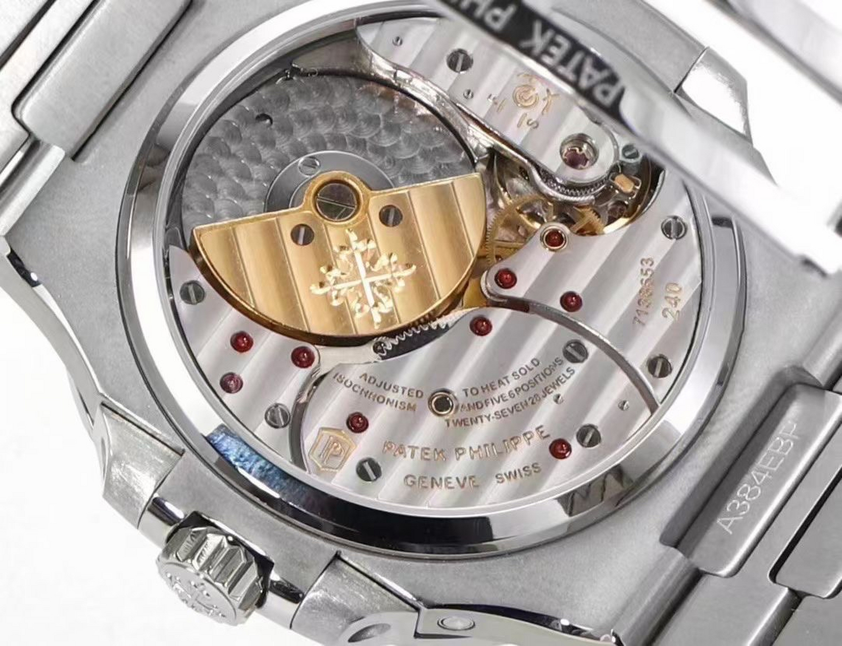 百达翡丽鹦鹉螺总裁pp5712gr 系列,v2版真动能机芯!