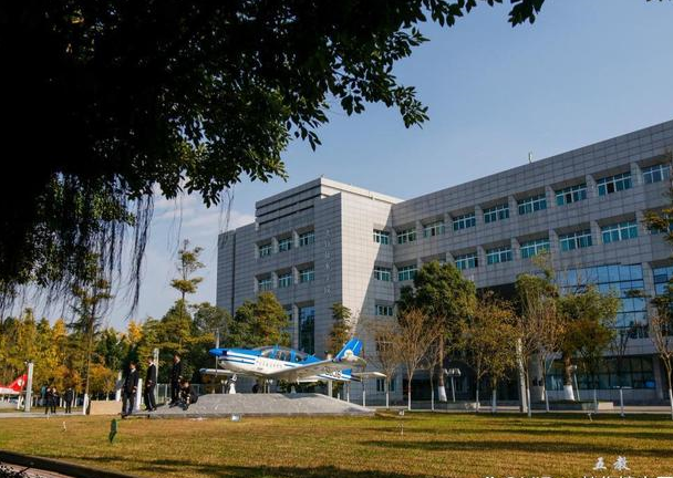 中国民航飞行学院:百亿新校区2024投用,本部将迁往成都