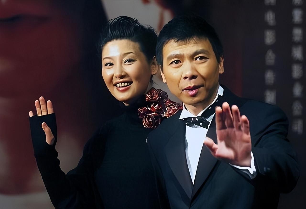 夫妻本是同林鸟但可惜了这一次徐帆也救不了冯小刚