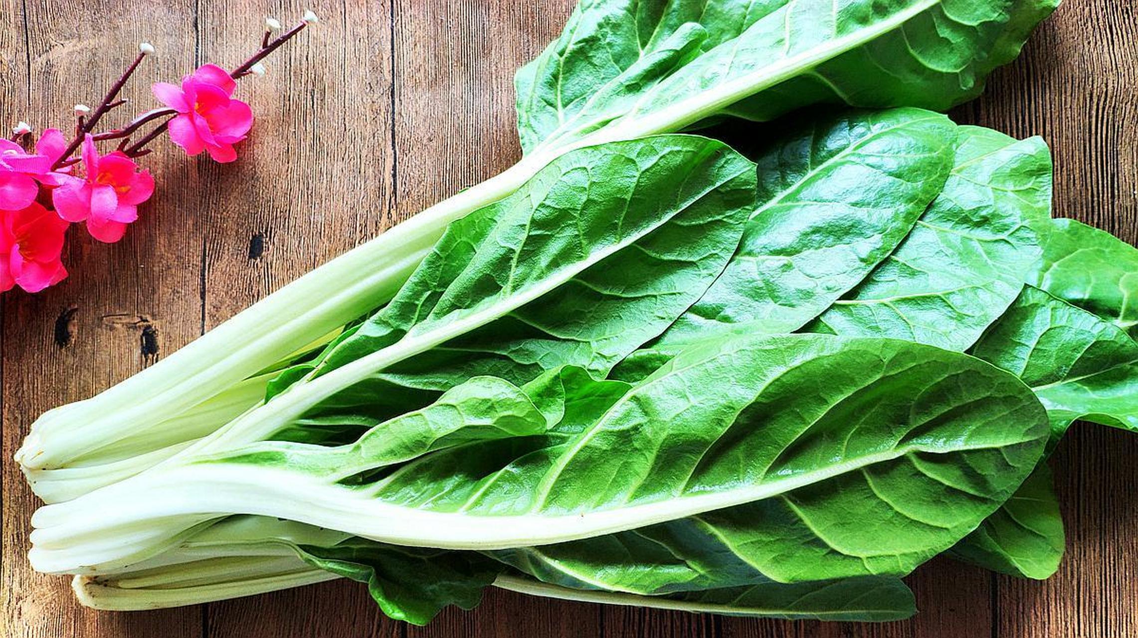 在湖南新化农村,莙荙菜种植较少,而城市中常见的蔬菜