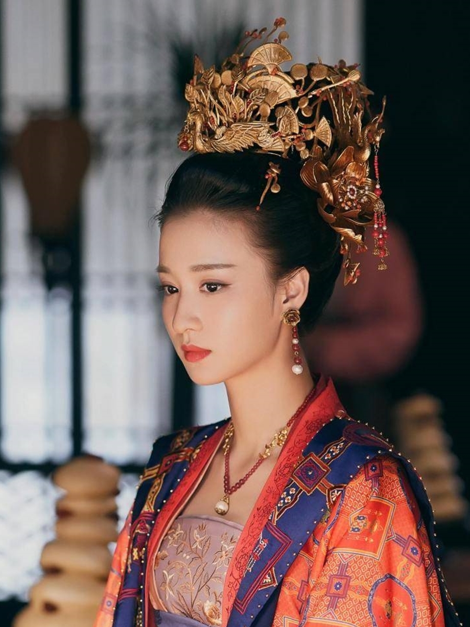 实际上,宋朝皇帝去世后,皇后或妃子改嫁的现象并不罕见