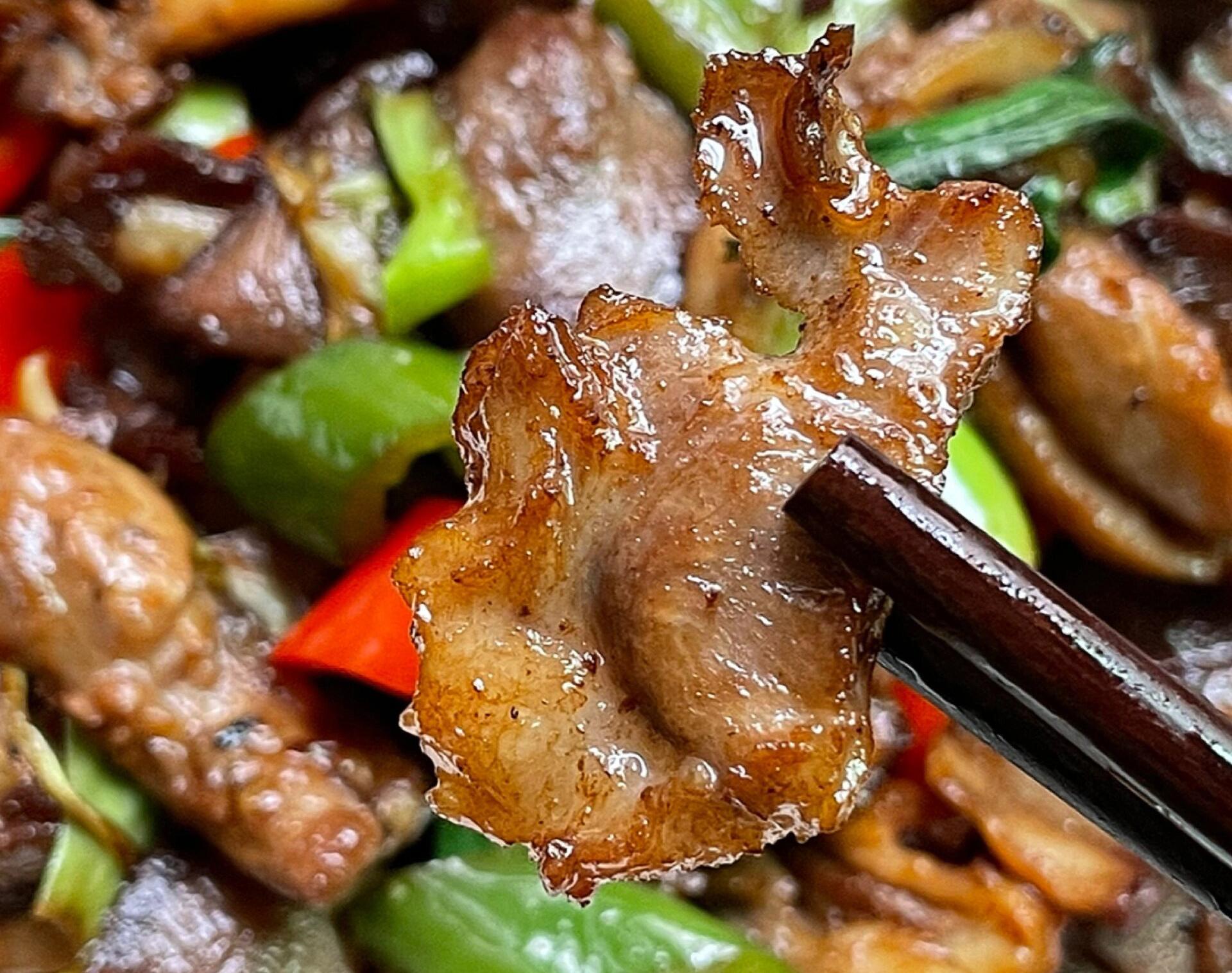 爆炒猪舌的家常做法,香辣脆爽,口感鲜美,解馋又下饭,做法简单#寻味主