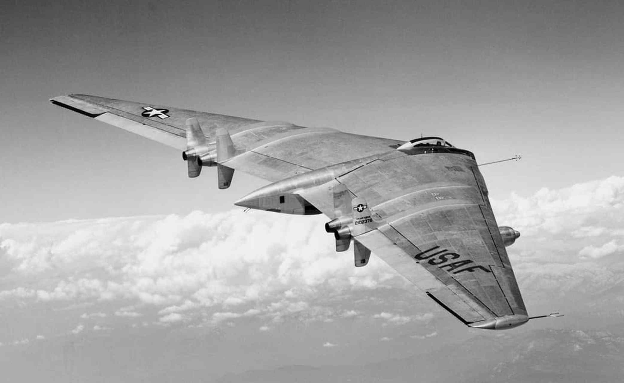 yb-35轰炸机是二战期间提出的产物,具有4.