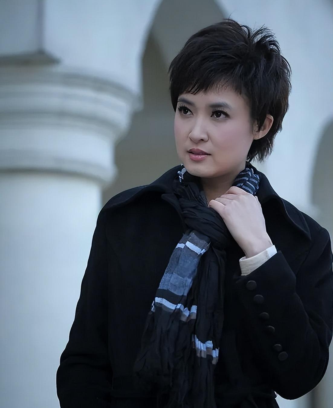 央视美女主持人桑晨:在岗29年无差错,因太低调没什么名气