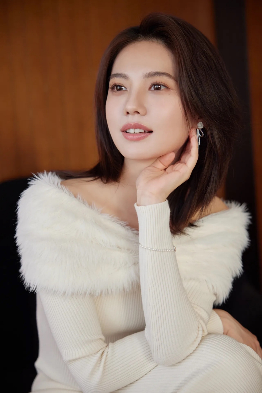 最近发现姜珮瑶好漂亮,五官精致,身材超好#惊艳瞬间# #一眼沦陷