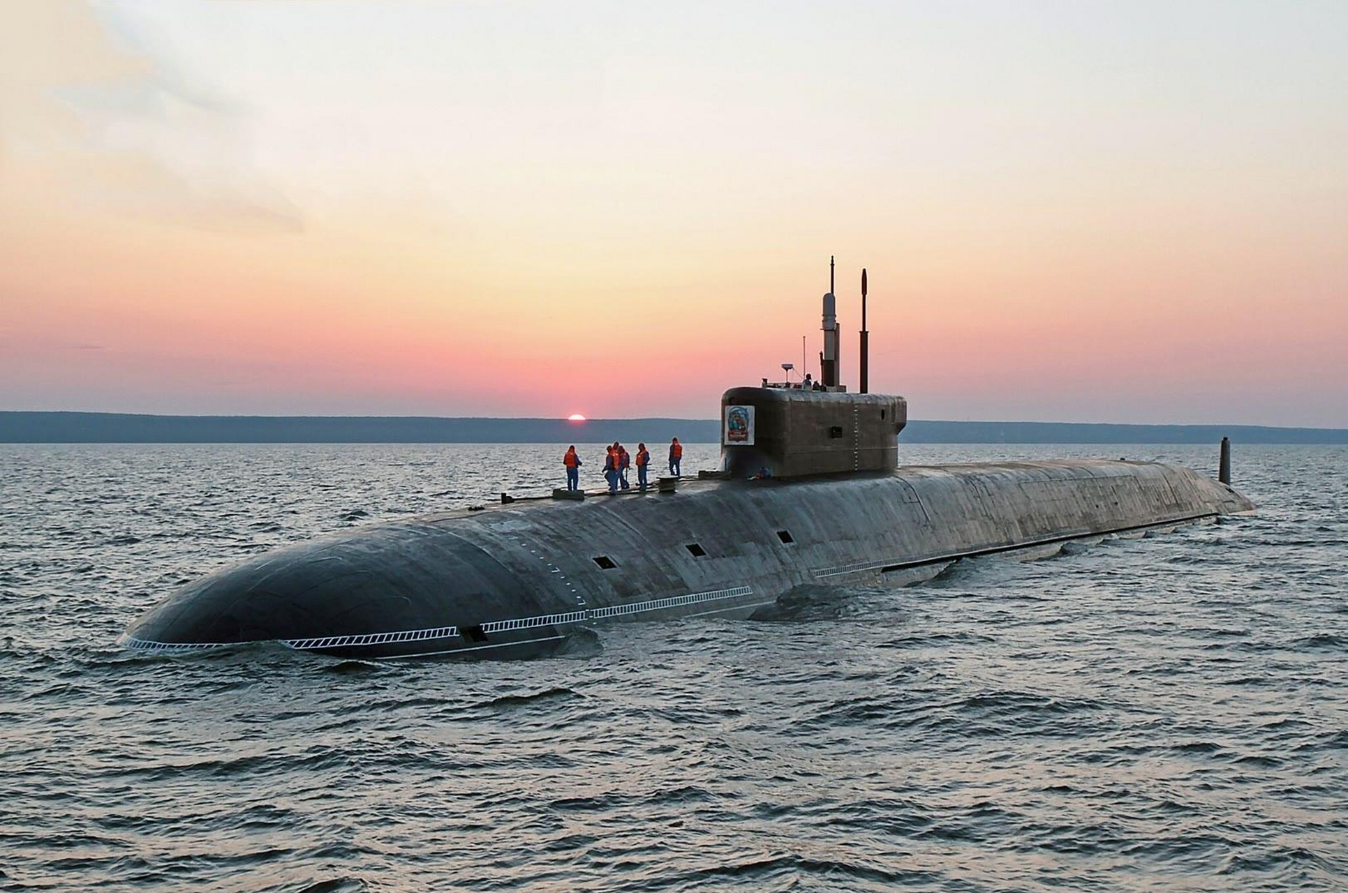 舰船欣赏:俄罗斯北风之神级核动力弹道导弹潜艇,水下排水量达2.