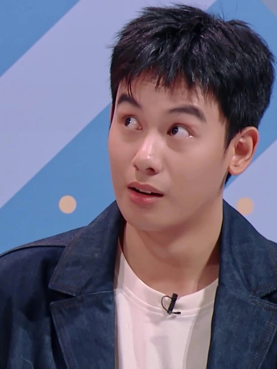 请正确用脸…. 胡先煦上综艺表情不要太好笑!