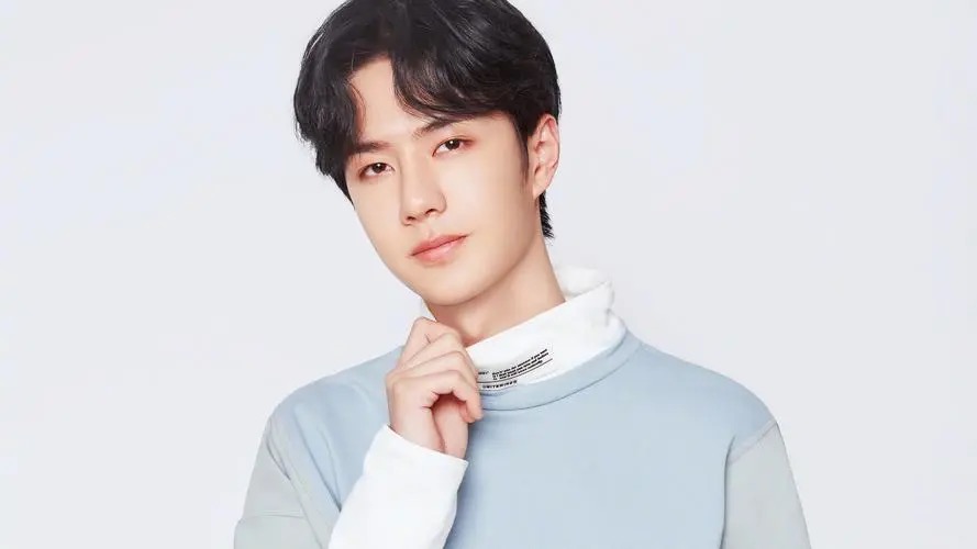 王一博的多重身份舞蹈小王子职业赛车手高冷的神