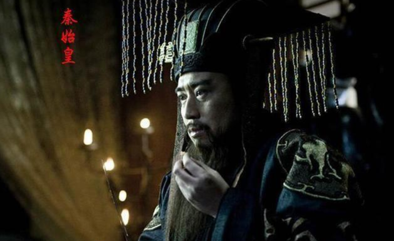 秦始皇的龙袍为什么不是黄色而是黑色的,不晦气吗?