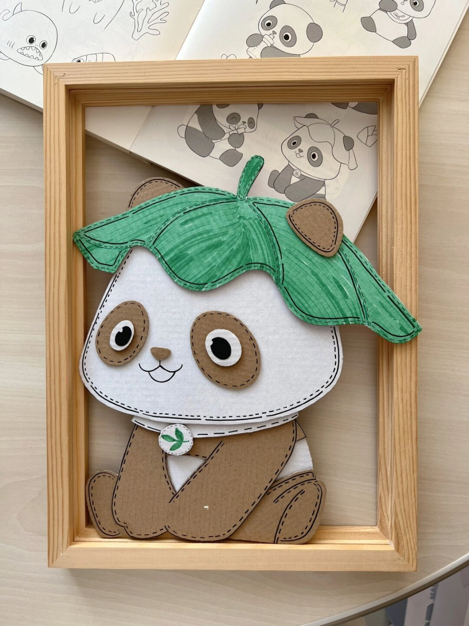 纸皮装饰画《大熊猫》