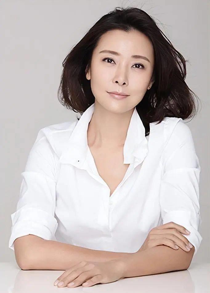 震撼!韩雪被李亚鹏抛弃,医生判定38岁寿终正寝?