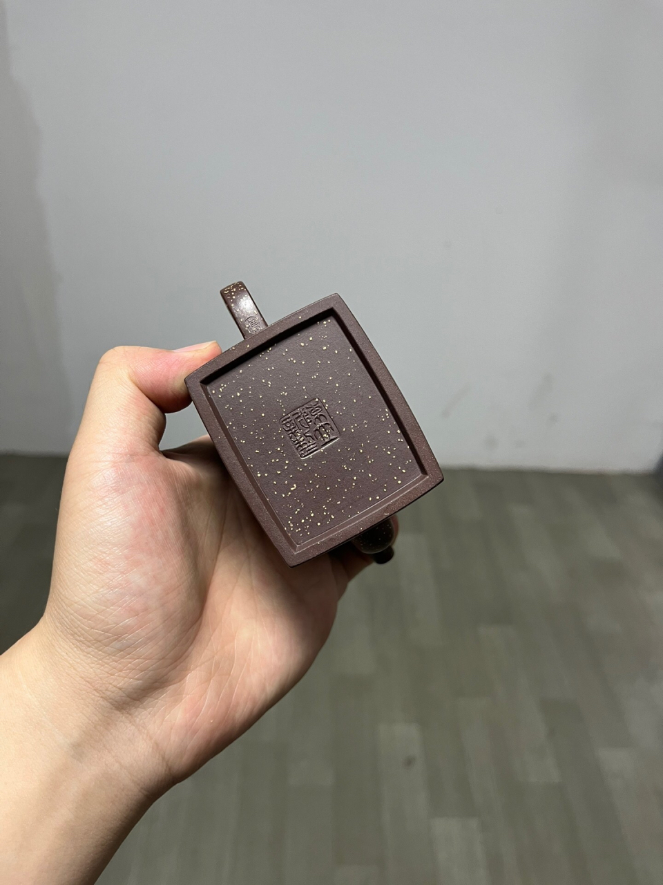 【汉方·铺砂款】老紫泥 汉方壶,壶体扁方,壶流以