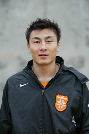 他被称为球霸,却是我们不舍的血性队长