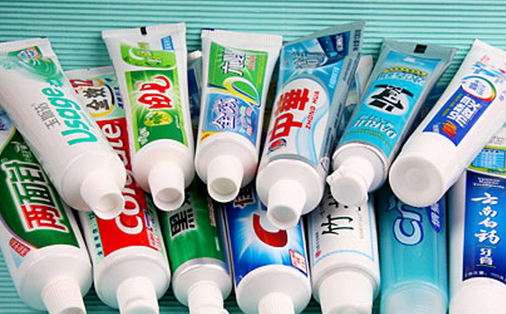 牙膏主要由摩擦剂,保湿剂等组成,摩擦剂的粒度对牙膏质量至关重要.