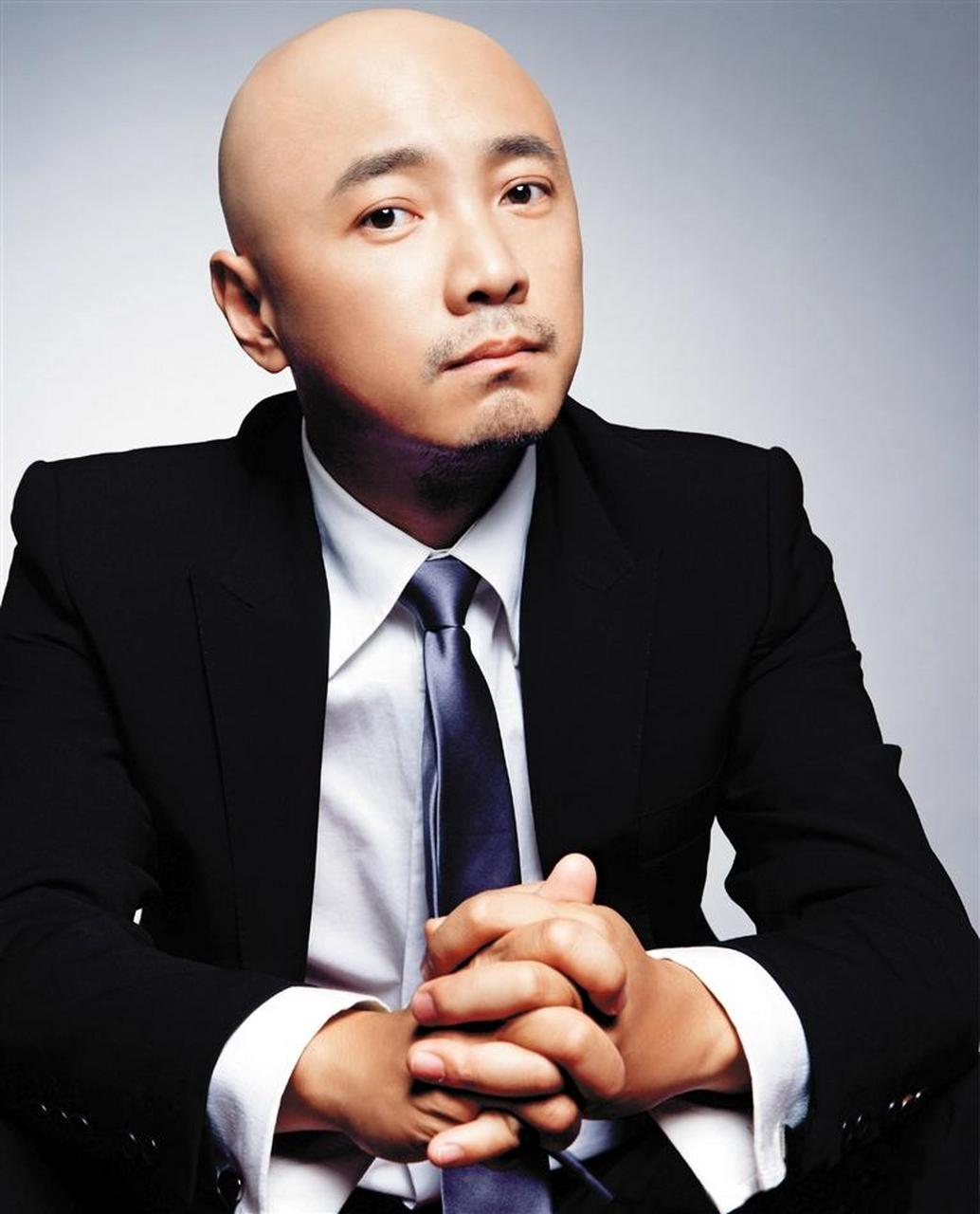 摘要:徐峥是一位备受瞩目的明星,演技出色,也担任过导演和制片人.