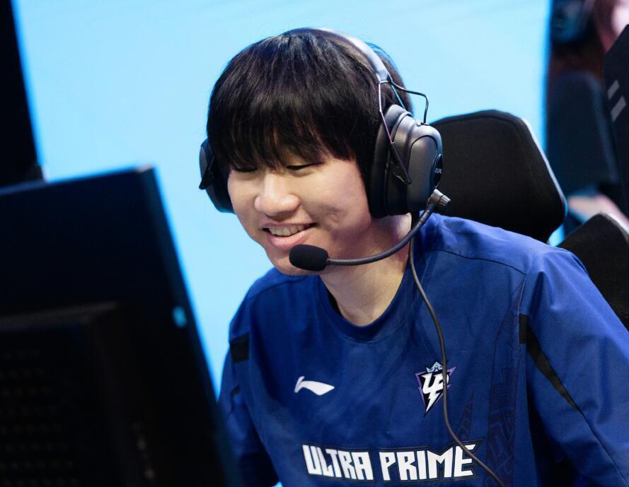 宁王被theshy粉丝围攻,直言再也不找他了,想帮他却被嫌弃