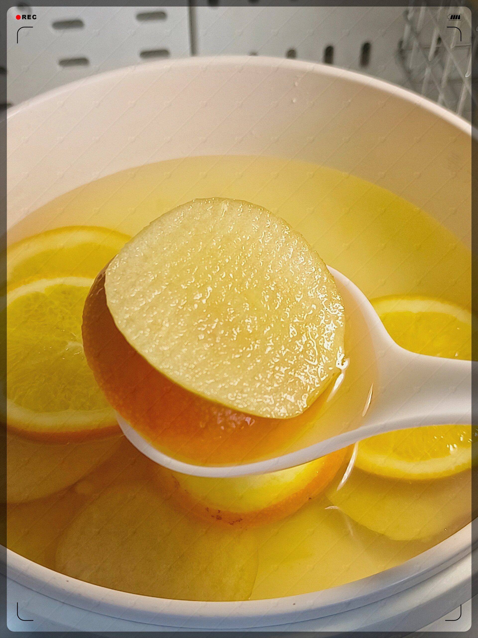 苹果和蜂蜜能一起吃吗会中毒吗(苹果和蜂蜜可以同吃吗) 苹果和蜂蜜能一起吃吗会中毒吗(苹果和蜂蜜可以同吃吗)