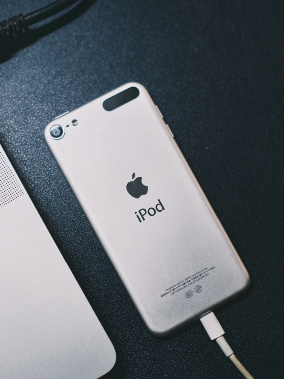 在中学时期老师禁止我们携带手机因此携带ipod touch去学校某种
