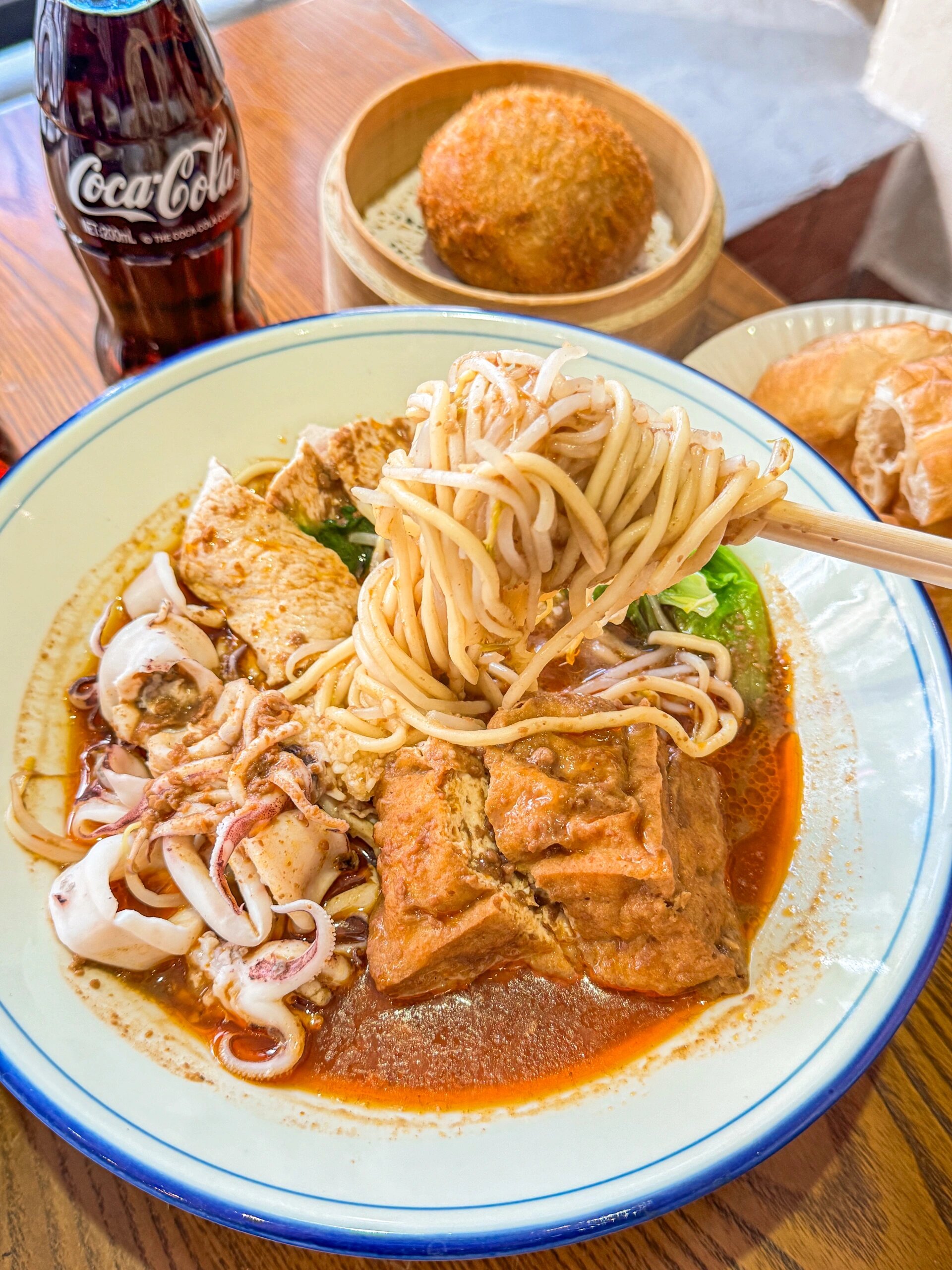 (厦门)路边的小馆子才是深藏不露… ,真的超爱超爱沙茶面 好久没吃到