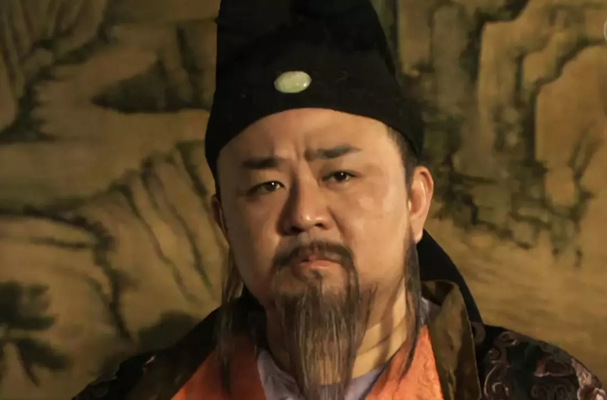 唐朝年间,来俊臣诬陷狄仁杰谋反,武则天下令将狄仁杰关入监狱,命