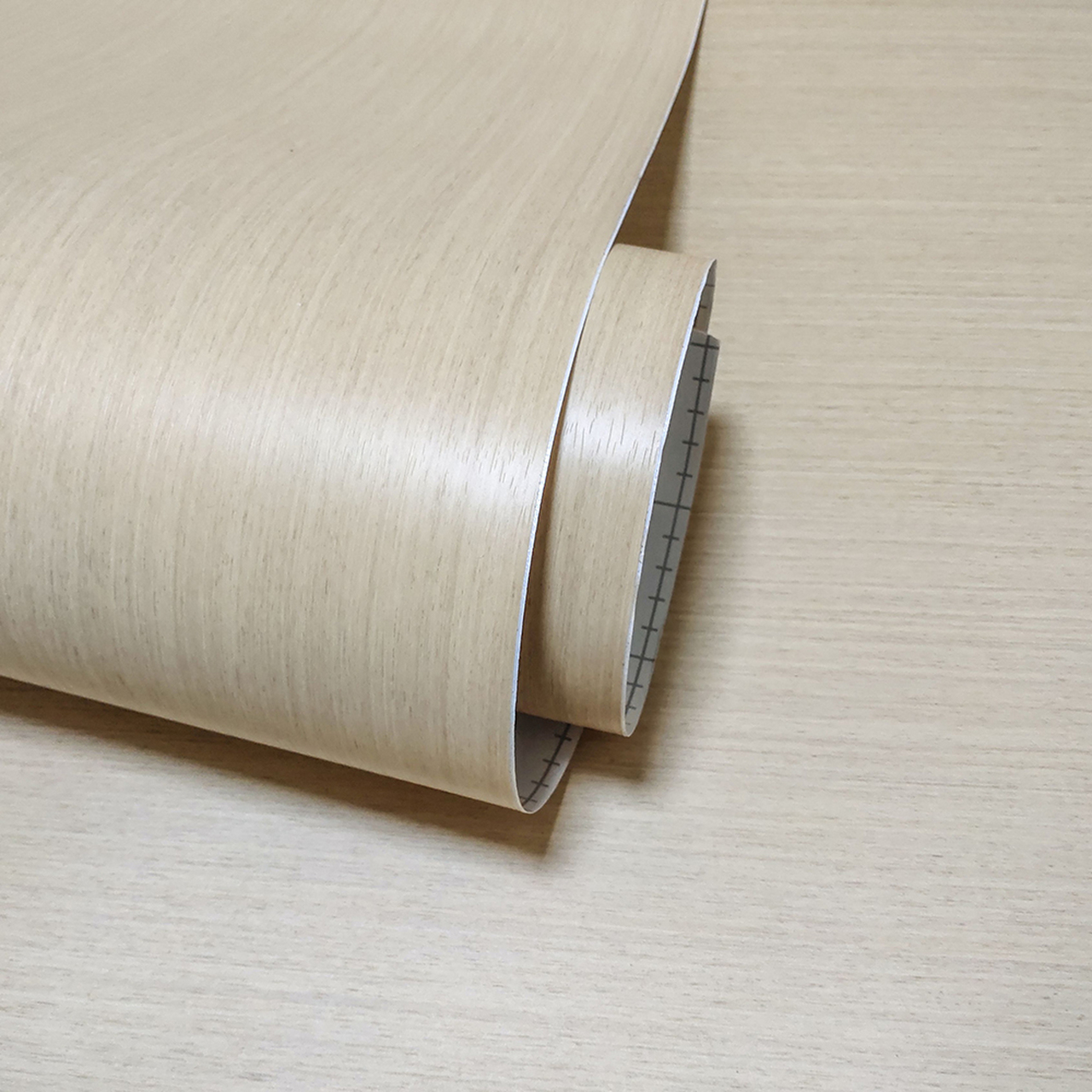 摘要: 木纹装饰贴膜的价格因品牌,材质,工艺和规格等因素而异,进口