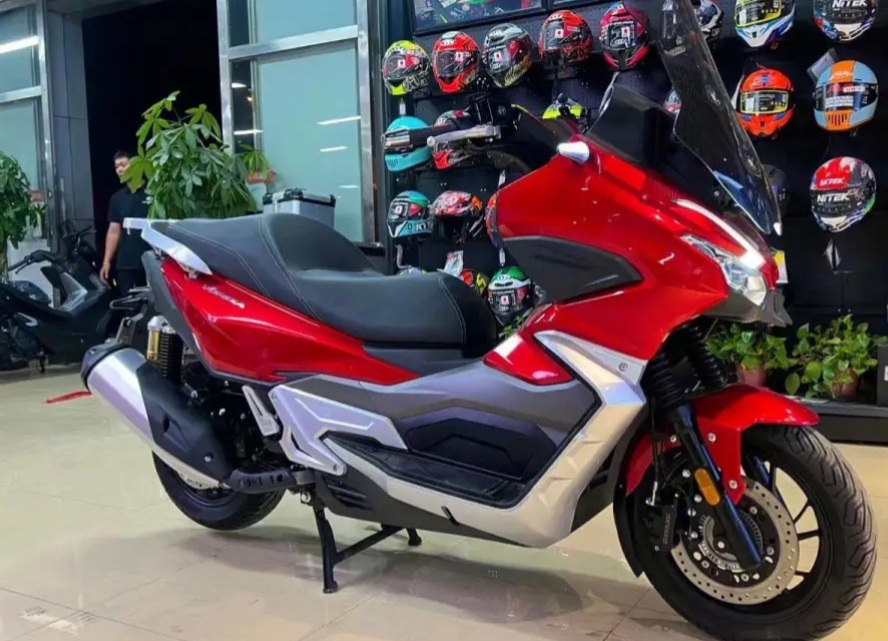 对标本田adv350的大阳v锐adv350,值得入手吗?