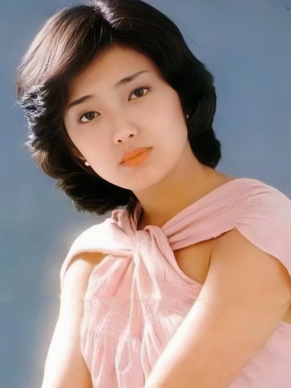 2002年,日本女星山口百惠声称自己是杨贵妃的后人,震惊中日两国.