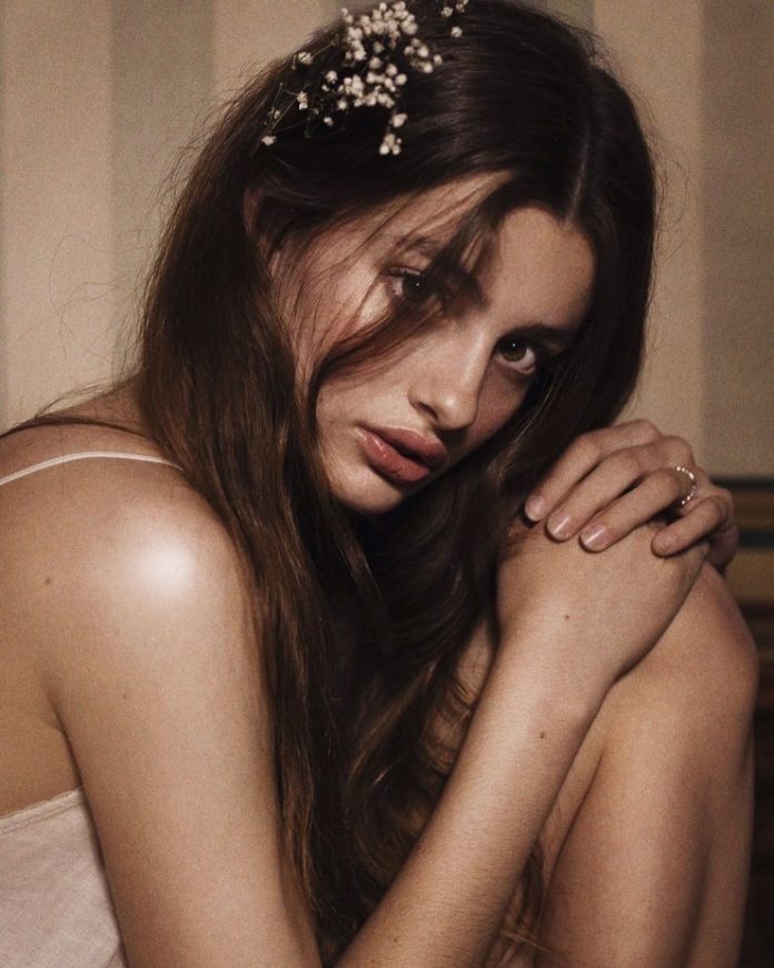 火爆身材,翘臀勾人!颜值爆表～好莱坞超模戴安娜,魅力四射