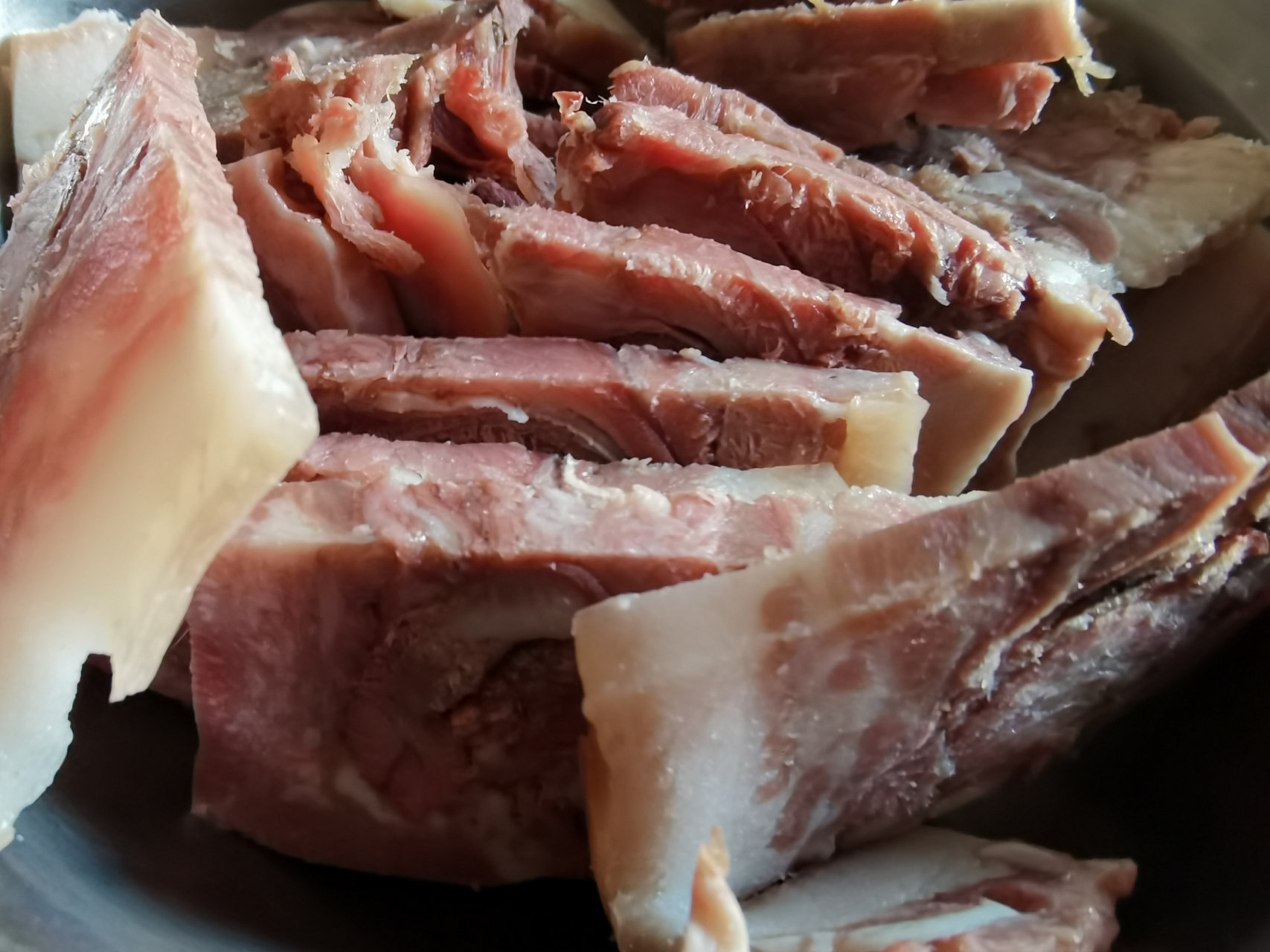 五千年食光# 寿阳猪头肉以其瘦而不柴,口感细腻,回味无穷的特色而